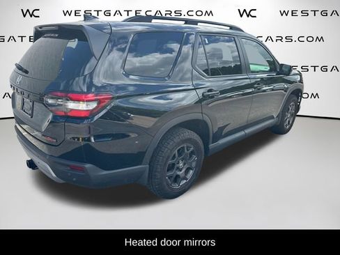 Used 2025 Honda Pilot TrailSport image 22
