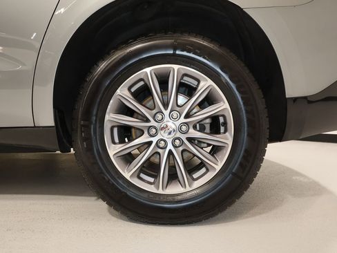 Used 2024 Buick Enclave Premium image 35