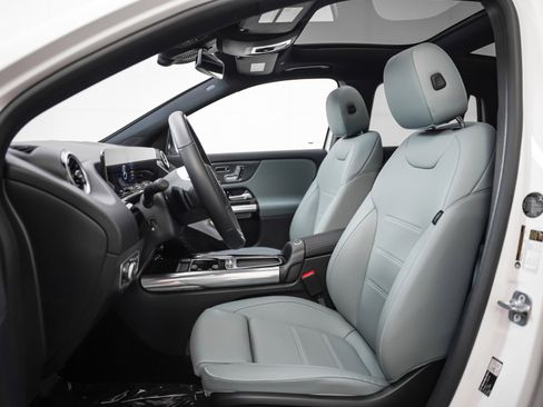 Certified 2026 Mercedes-Benz GLA 250 image 8