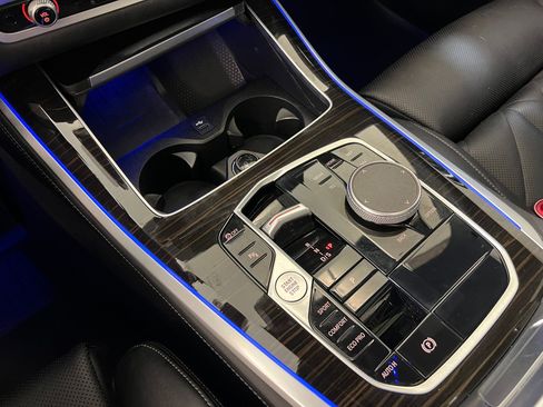 Certified 2024 BMW X5 sDrive40i w/ Premium Package image 17