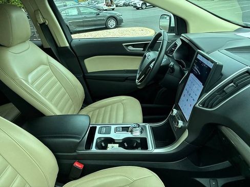 Used 2024 Ford Edge SEL AWD/4WD image 20