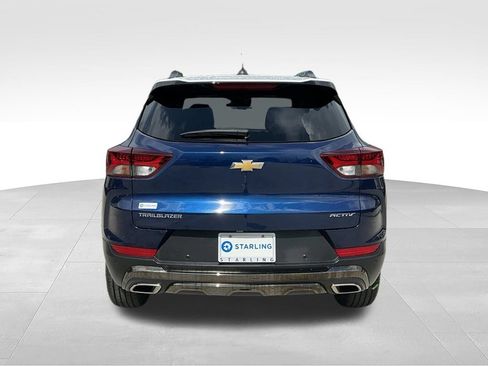 Used 2022 Chevrolet TrailBlazer ACTIV w/ Technology Package FWD image 8