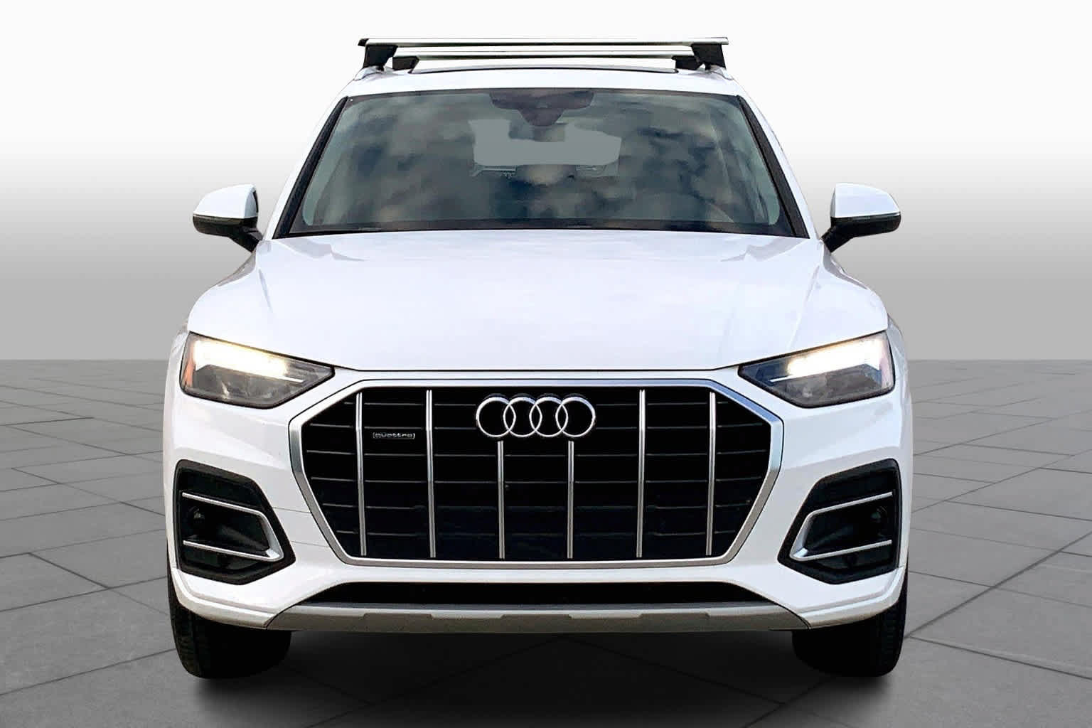 Used 2021 Audi Q5 2.0T Premium w/ Convenience Package AWD/4WD image 4