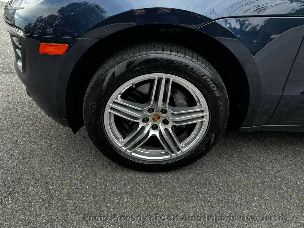 Used 2017 Porsche Macan AWD/4WD image 14