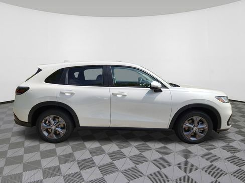 New 2026 Honda HR-V LX image 6