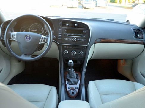 Used 2010 Saab 9-3 2.0T image 24