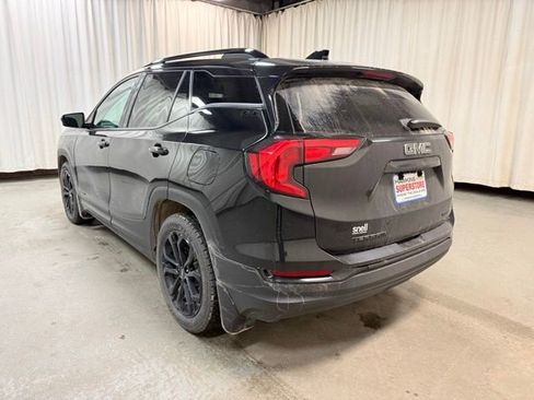 Used 2021 GMC Terrain SLE w/ Driver Convenience Package image 8