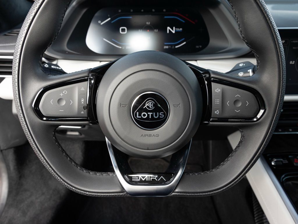 Used 2025 Lotus Emira RWD image 30
