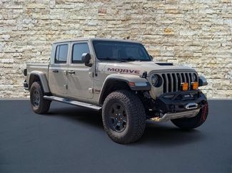 Used 2020 Jeep Gladiator Mojave AWD/4WD video 1
