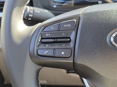 New 2026 Hyundai Venue SEL image 5