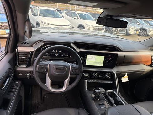Used 2025 GMC Sierra 1500 Denali image 15