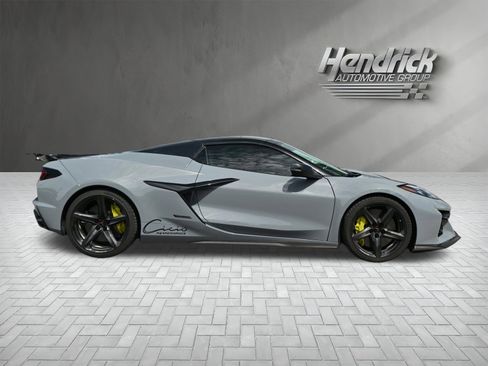 Used 2024 Chevrolet Corvette E-Ray w/ Stealth Interior Trim Package AWD/4WD image 10