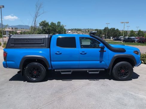 Used 2019 Toyota Tacoma TRD Pro AWD/4WD image 9