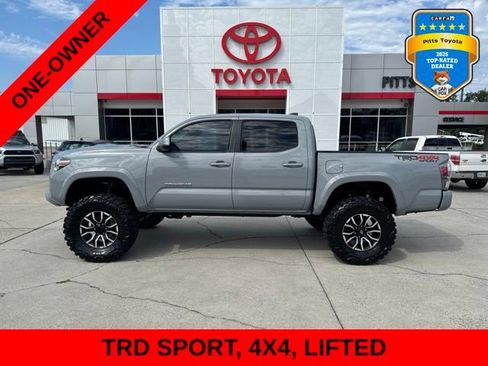 Used 2020 Toyota Tacoma TRD Sport AWD/4WD image 8