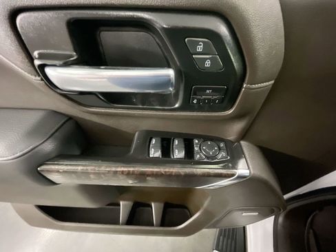 Used 2020 GMC Sierra 3500 Denali w/ Denali Ultimate Package image 24