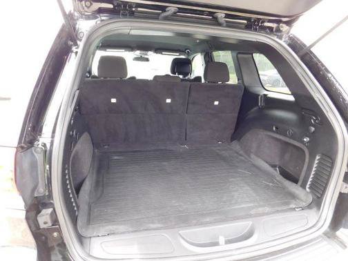 Used 2021 Jeep Grand Cherokee Laredo AWD/4WD image 10