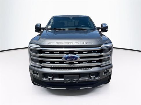 Used 2023 Ford F250 Platinum AWD/4WD image 26