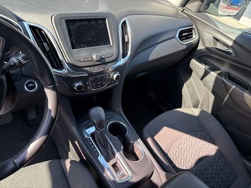 Used 2024 Chevrolet Equinox LT AWD/4WD image 8