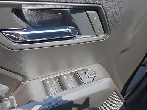 New 2026 GMC Canyon Elevation w/ Convenience Package image 16