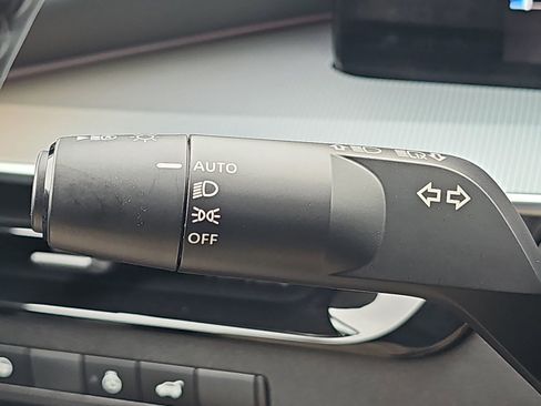 Used 2025 Nissan Murano SL AWD/4WD image 28