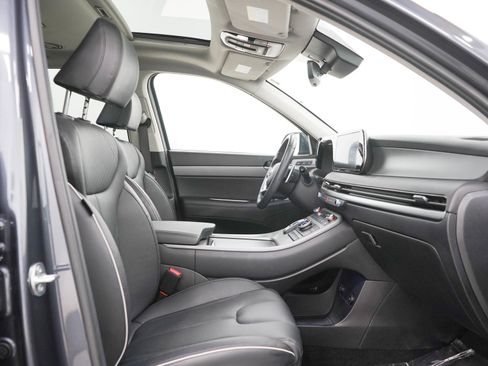Used 2024 Hyundai Palisade SEL w/ Premium Package AWD/4WD image 13