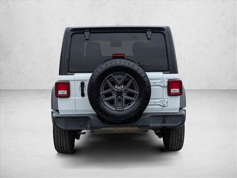 Used 2024 Jeep Wrangler Sport S image 8