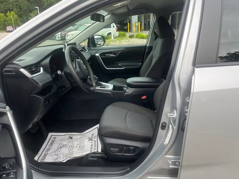 Used 2024 Toyota RAV4 XLE AWD/4WD image 14