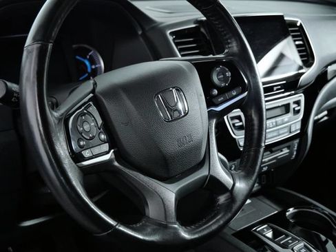 Used 2022 Honda Pilot Touring image 21