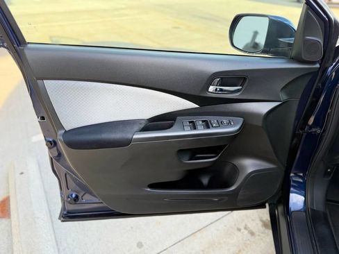 Used 2015 Honda CR-V EX image 11