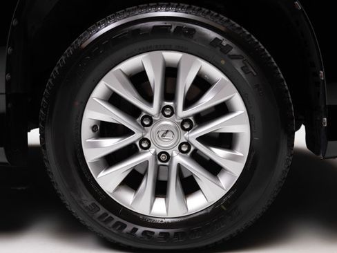 Used 2019 Lexus GX 460 Premium AWD/4WD image 30