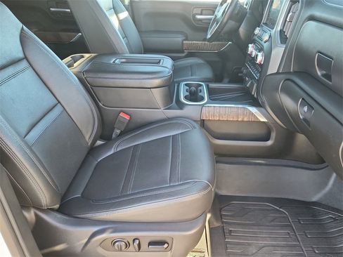Used 2020 GMC Sierra 1500 Denali w/ Technology Package image 17