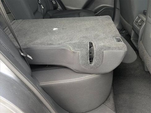 Used 2023 Nissan Rogue S image 22