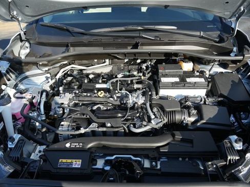 Used 2026 Toyota Corolla Cross L FWD image 12