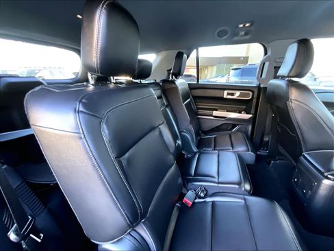 Used 2023 Ford Explorer XLT w/ Equipment Group 202A image 16