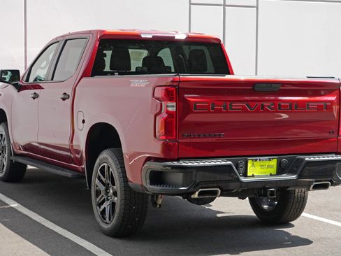 Used 2022 Chevrolet Silverado 1500 LT Trail Boss w/ Bed Protection Package AWD/4WD image 43