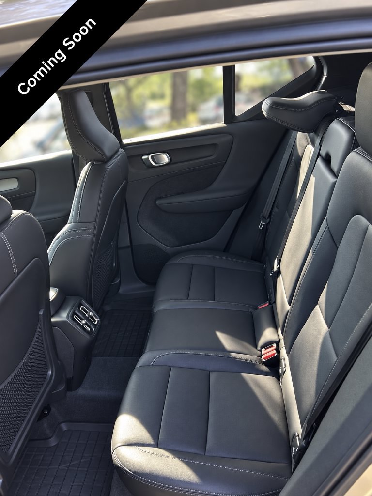 Certified 2024 Volvo XC40 B5 Plus w/ Protection Package Premier AWD/4WD image 5