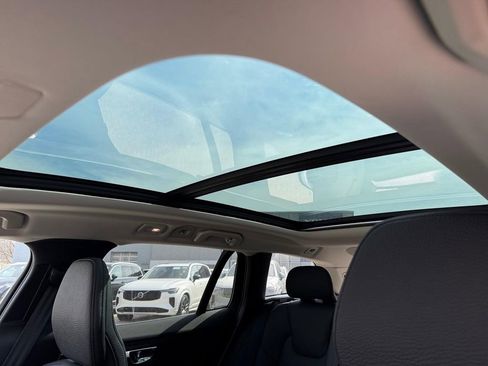 New 2026 Volvo V60 B5 Cross Country Plus w/ Climate Package image 7