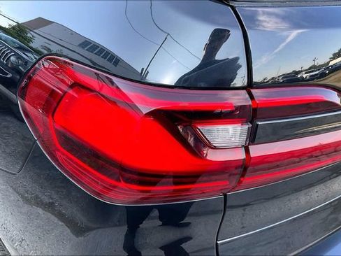 Used 2021 BMW X7 M50i w/ Executive Package AWD/4WD image 30