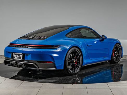 Certified 2025 Porsche 911 Carrera 4 GTS AWD/4WD image 8