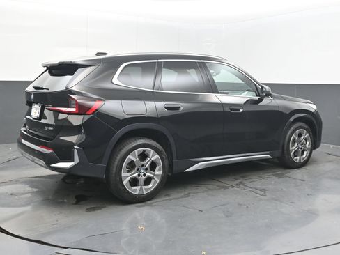 Used 2025 BMW X1 xDrive28i AWD/4WD image 9