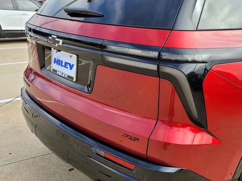 New 2026 Chevrolet Traverse RS image 4