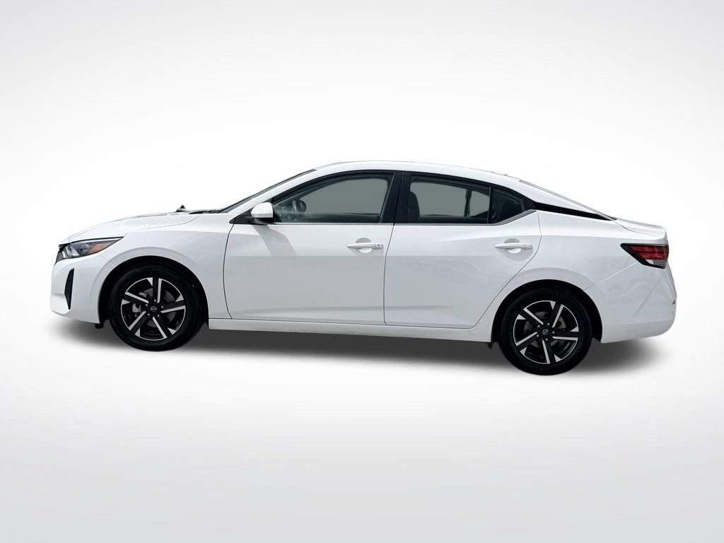 Used 2024 Nissan Sentra SV FWD image 3