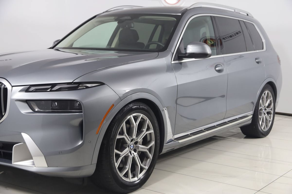 Used 2024 BMW X7 xDrive40i AWD/4WD image 63