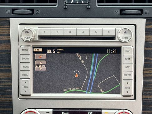 Used 2007 Lincoln Navigator Luxury Sport Utility 4D image 22