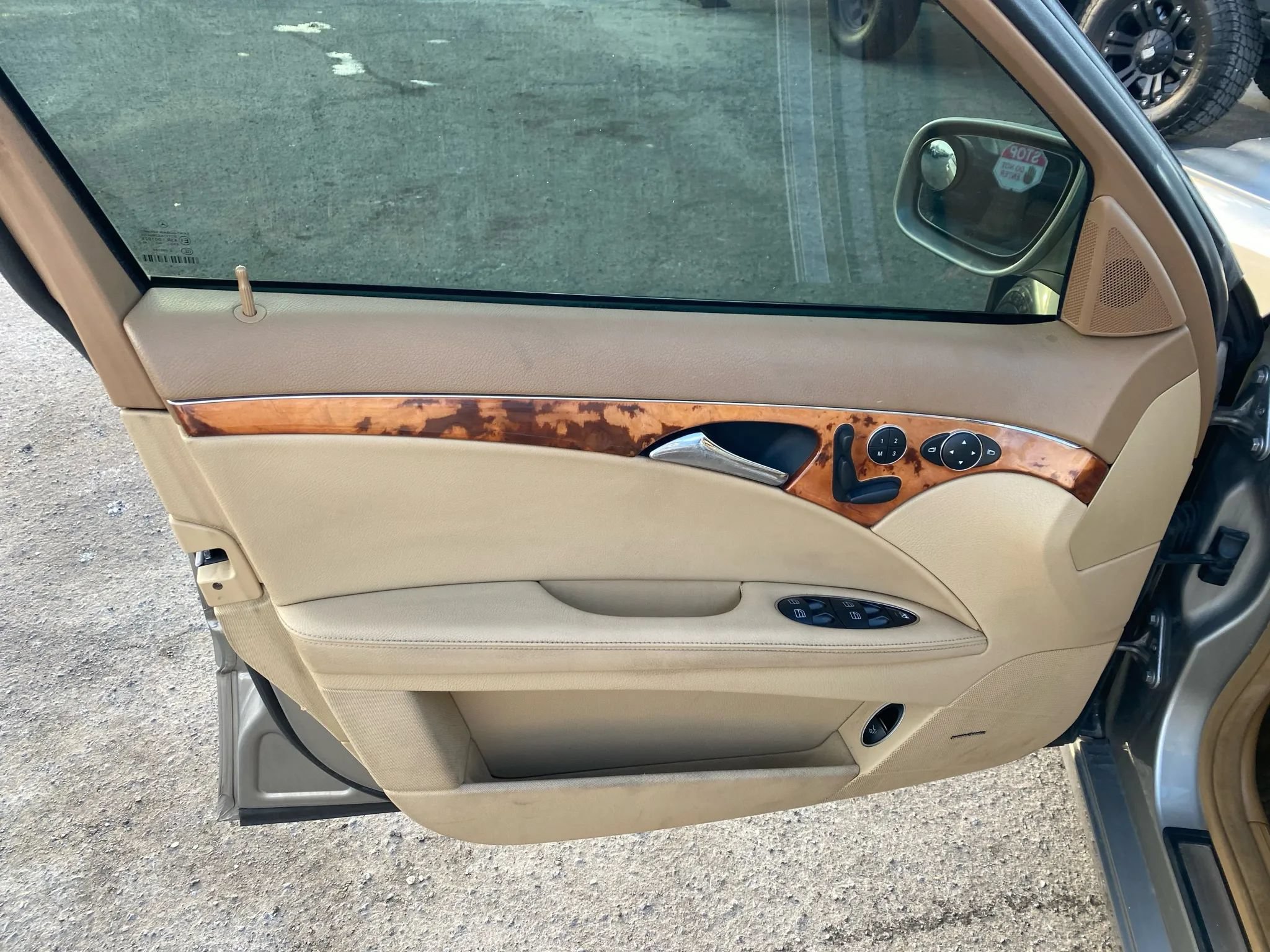 Used 2008 Mercedes-Benz E 320 BlueTEC Sedan image 23