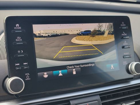 Used 2018 Honda Accord EX-L image 23