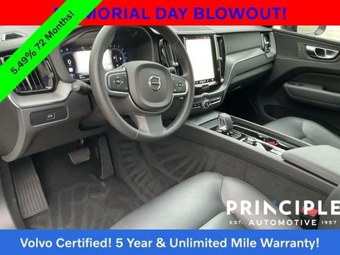 Certified 2025 Volvo XC60 B5 Core AWD/4WD image 30