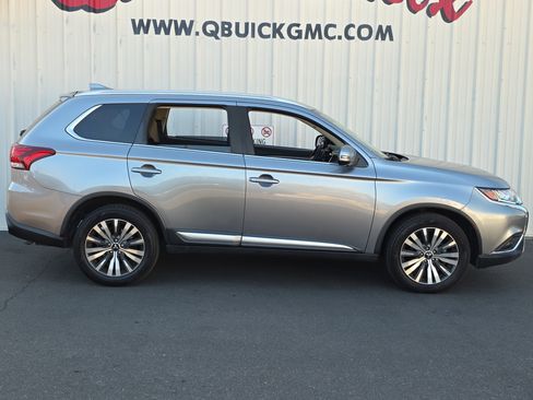 Used 2020 Mitsubishi Outlander LE image 10