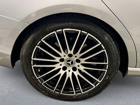 Certified 2022 Mercedes-Benz C 300 4MATIC Sedan image 7