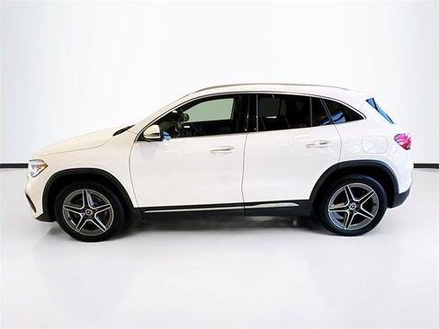 Certified 2022 Mercedes-Benz GLA 250 4MATIC w/ AMG Line image 8